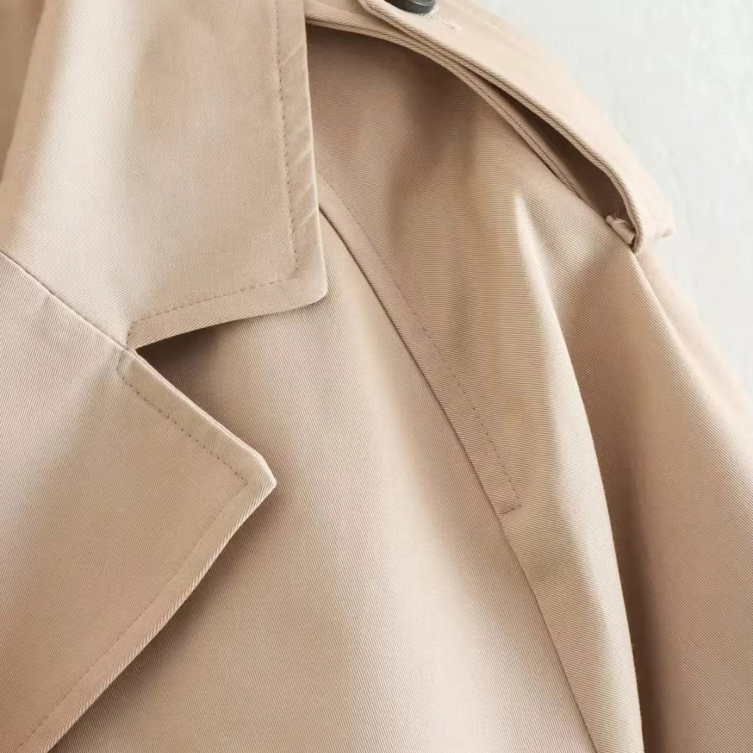 Cropped Trenchcoat