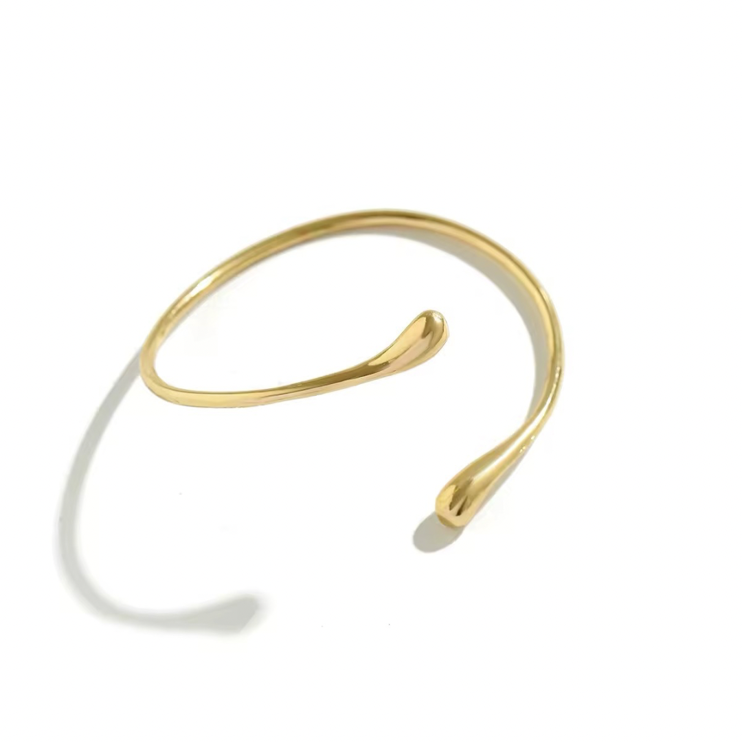 Droplet Chic Armreif
