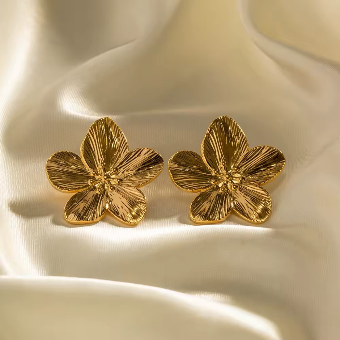 Goldene Blumen-Ohrringe